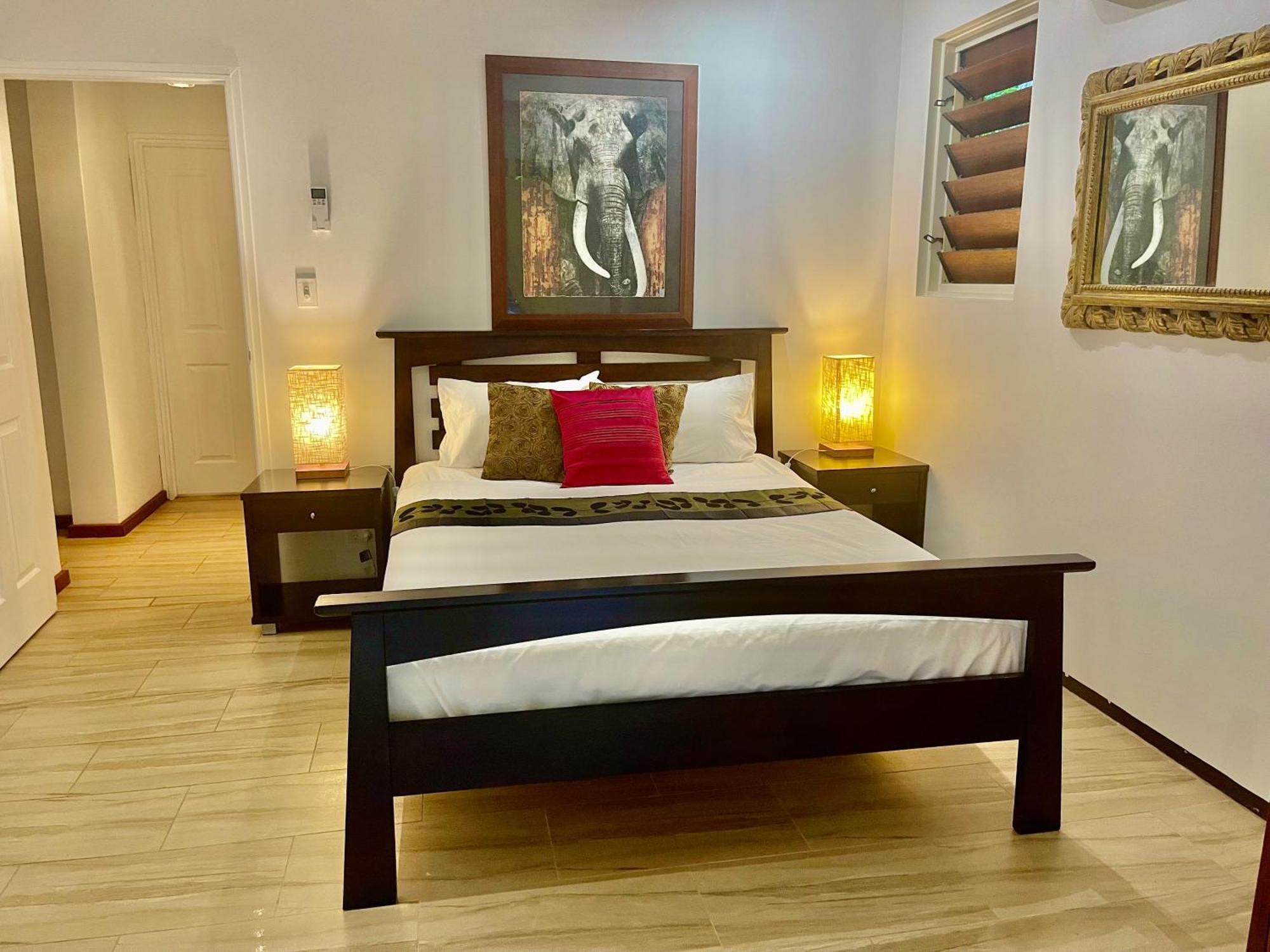 Karinya Hotel Clifton Beach Buitenkant foto